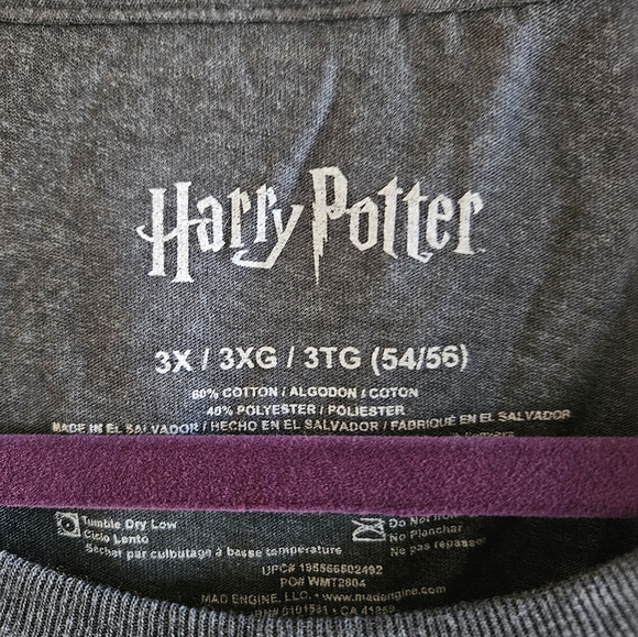 Harry Potter Hogwarts Crest T Shirt - Picture 3 of 4